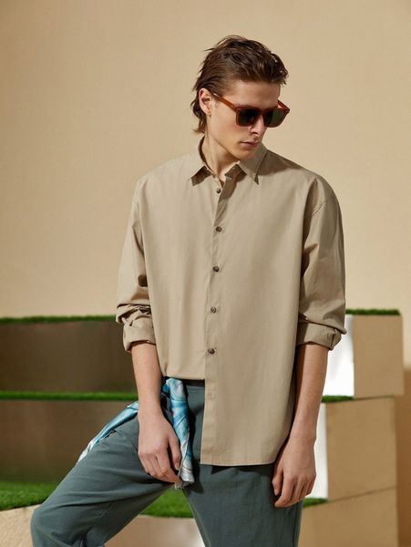 men solid button front shirt 734c#, White;black
men solid button front shirt 734c#, White;black