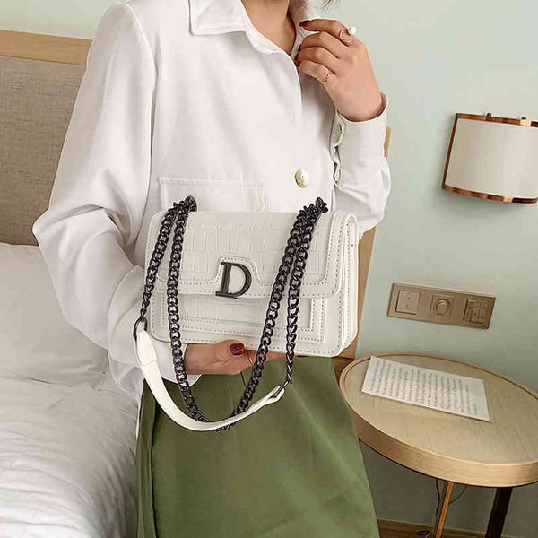 versatile one shoulder messenger women's ins 2020 fashion d letter chain small square bag
versatile one shoulder messenger women's ins 2020 fashion d letter chain small square bag