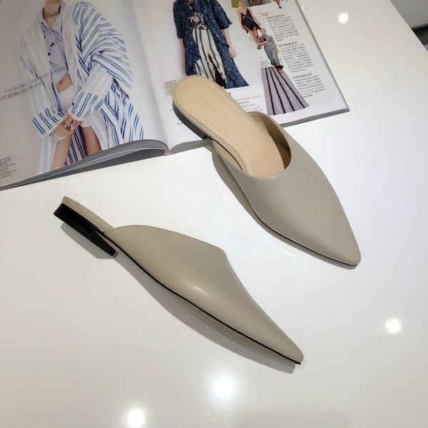 slippers 2021 spring summer style closed-toe women's korean-style pointed-toe flat sandals loafers mules shoes, Black
slippers 2021 spring summer style closed-toe women's korean-style pointed-toe flat sandals loafers mules shoes, Black