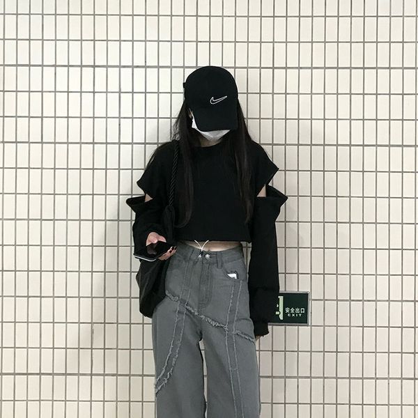 autumn and winter korean version net red sweater women 2020 new black loose long sleeve short women's street fashion
autumn and winter korean version net red sweater women 2020 new black loose long sleeve short women's street fashion