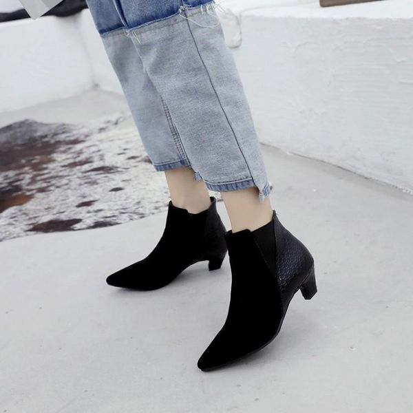 boots oversized 12 13 14 15 ma'am short pure color pointed boot barrel suede high-heeled, Black
boots oversized 12 13 14 15 ma'am short pure color pointed boot barrel suede high-heeled, Black