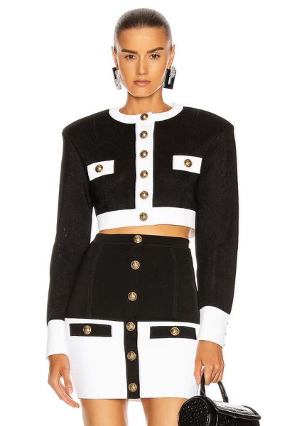 babatique winter long sleeve patchwork button black white two pieces bandage set 2021 celebrity designer women's set
babatique winter long sleeve patchwork button black white two pieces bandage set 2021 celebrity designer women's set