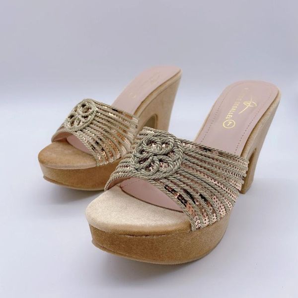 dress shoes 2021 fashion design rome summer slippers sandals ladies low heel 7cm party dance women slides, Black
dress shoes 2021 fashion design rome summer slippers sandals ladies low heel 7cm party dance women slides, Black