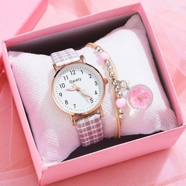 wristwatches ladies wrist watches women simple casual plaid leather strap quartz watch bracelet set montre femme relogio feminino, Slivery;brown
wristwatches ladies wrist watches women simple casual plaid leather strap quartz watch bracelet set montre femme relogio feminino, Slivery;brown