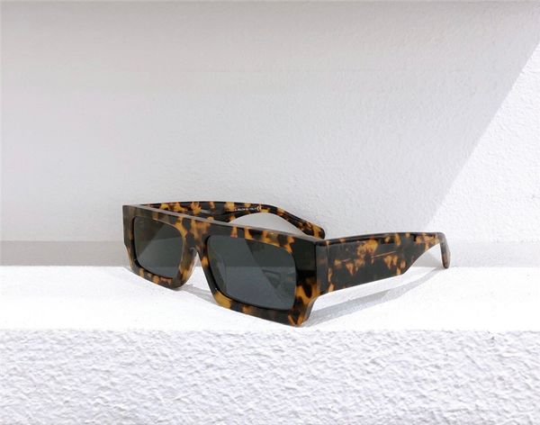 40008u fashion new men sunglasses square full frame glasses simple women popular style lenses laser uv400 protective box, White;black
40008u fashion new men sunglasses square full frame glasses simple women popular style lenses laser uv400 protective box, White;black