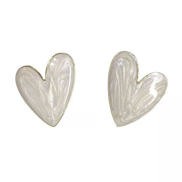 french palace fritillaria love earrings ins high sense simple earrings joker age reduction luxury earrings., Golden;silver
french palace fritillaria love earrings ins high sense simple earrings joker age reduction luxury earrings., Golden;silver