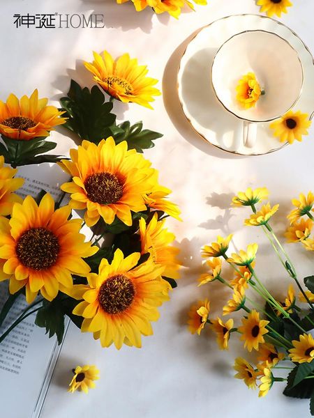 sunflower artificial flower bouquets living room arrangement ornaments floral decorations dry vase home table flower decoration
sunflower artificial flower bouquets living room arrangement ornaments floral decorations dry vase home table flower decoration