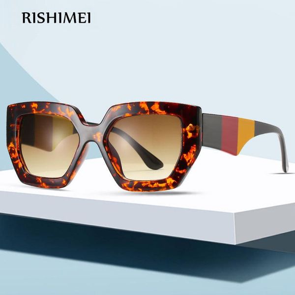 sunglasses european and american fashion big frame sunglass tide color individual character men women prevent ultraviolet, White;black
sunglasses european and american fashion big frame sunglass tide color individual character men women prevent ultraviolet, White;black