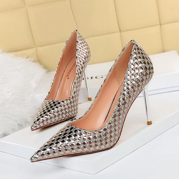 dress shoes 2021 elegant nightclub women pumps lady weave stiletto escarpins 9.5cm high heels fetish wedding bridal stripper gold, Black
dress shoes 2021 elegant nightclub women pumps lady weave stiletto escarpins 9.5cm high heels fetish wedding bridal stripper gold, Black