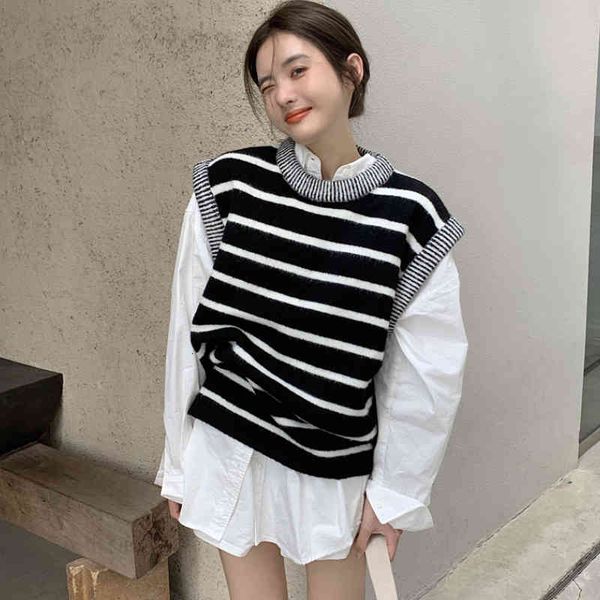 women's sweaters contrasting color around the striped neck mesh body girl style outer wear vest autumn 3tk7, White;black
women's sweaters contrasting color around the striped neck mesh body girl style outer wear vest autumn 3tk7, White;black