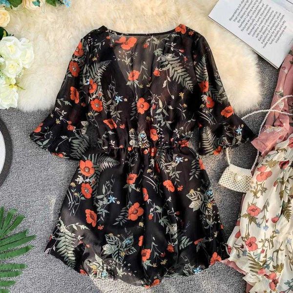deep v neck summer bodysuit green leaves print beach playsuit female short overalls jumpsuit casual boho bodysuit 210601, Black;white
deep v neck summer bodysuit green leaves print beach playsuit female short overalls jumpsuit casual boho bodysuit 210601, Black;white