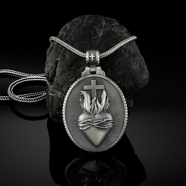 jesus christian designer heart necklace cross pendant men's catholic religious tag 2021 womens mens luxury, Silver
jesus christian designer heart necklace cross pendant men's catholic religious tag 2021 womens mens luxury, Silver