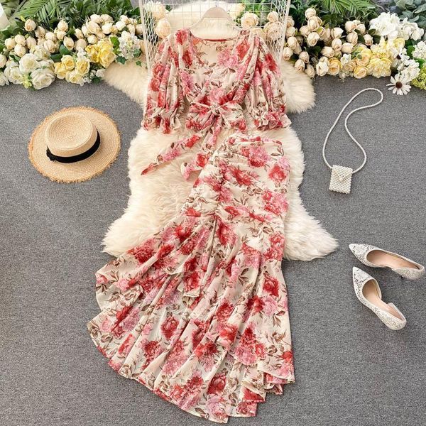 bohemian pink/blue floral print chiffon 2pcs set women boho chic bandage short high waist mermaid skirt female sets 2021, Gray
bohemian pink/blue floral print chiffon 2pcs set women boho chic bandage short high waist mermaid skirt female sets 2021, Gray
