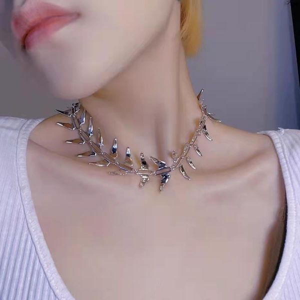 chains aensoa fashion silver color peace pigeon chain animal choker necklace for women personality irregular charm metal short
chains aensoa fashion silver color peace pigeon chain animal choker necklace for women personality irregular charm metal short