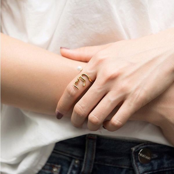 cluster rings srcoi vintage human face gold silver color metal simulated pearl 2021 fashion finger women party wedding jewelry, Golden;silver
cluster rings srcoi vintage human face gold silver color metal simulated pearl 2021 fashion finger women party wedding jewelry, Golden;silver