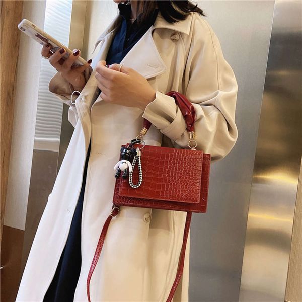 hbp women's autumn and winter 2021 new korean fashion simple versatile cross carrying crocodile texture small square bag
hbp women's autumn and winter 2021 new korean fashion simple versatile cross carrying crocodile texture small square bag