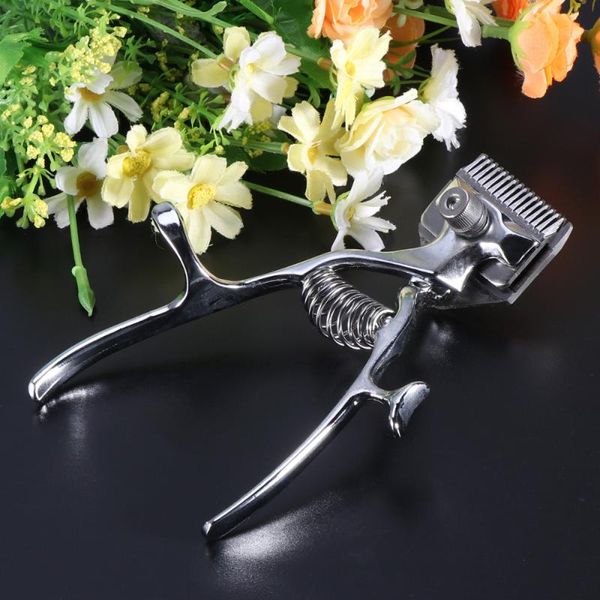 electric nose & ear trimmers old fashion manual haircut hair clipper trimmer stainless steel hairdressing non-electric scissor grooming cutt
electric nose & ear trimmers old fashion manual haircut hair clipper trimmer stainless steel hairdressing non-electric scissor grooming cutt
