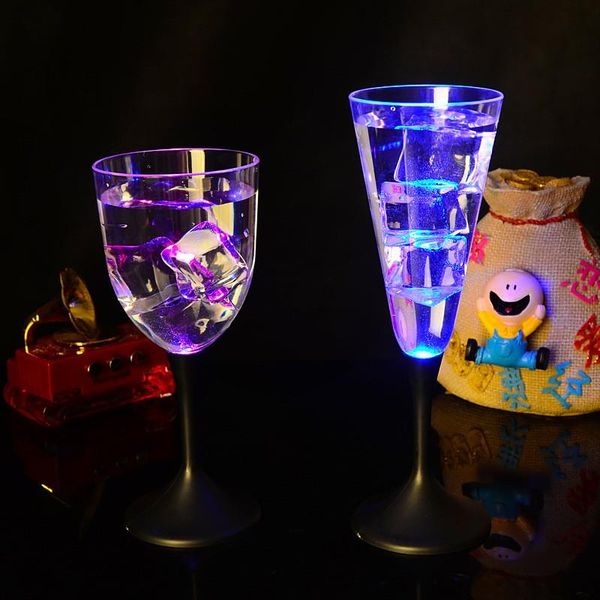 wine glasses liquid active led champagne glass glowing beer drinking cocktail ktv concert bar disco party wedding decoration
wine glasses liquid active led champagne glass glowing beer drinking cocktail ktv concert bar disco party wedding decoration