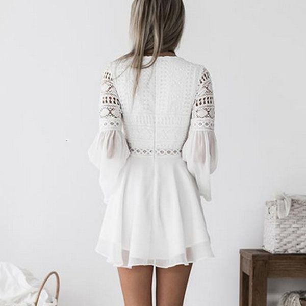 New 2021 Sexy Hollow Out Women Elegant White Flare Sleeve v Neck Cross Lace Up Mini Casual a Line DI9G, Black;gray
New 2021 Sexy Hollow Out Women Elegant White Flare Sleeve v Neck Cross Lace Up Mini Casual a Line DI9G, Black;gray