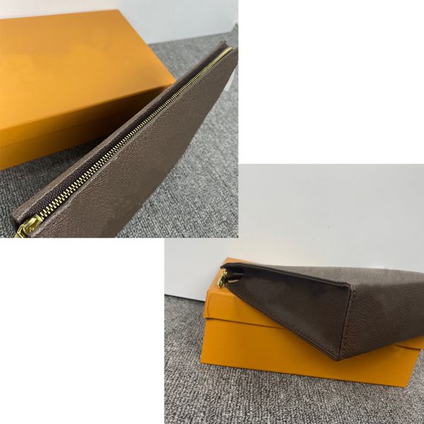 2021 fashion women cosmetic bags organizer famous makeup wallet travel pouch ladies kosmetische tasche toiletry bag neverfull waterproof han
2021 fashion women cosmetic bags organizer famous makeup wallet travel pouch ladies kosmetische tasche toiletry bag neverfull waterproof han