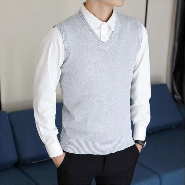 men's vests vest autumn and winter sweater korean version of the v-neck slim sleeveless waistcoat, Black;white
men's vests vest autumn and winter sweater korean version of the v-neck slim sleeveless waistcoat, Black;white