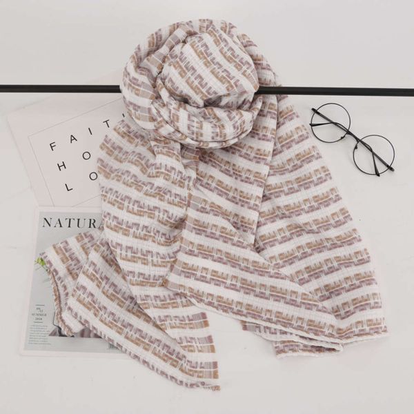 colorful autumn and winter 2020 new national style jacquard chain scarf shawl, Blue;black 
colorful autumn and winter 2020 new national style jacquard chain scarf shawl, Blue;black