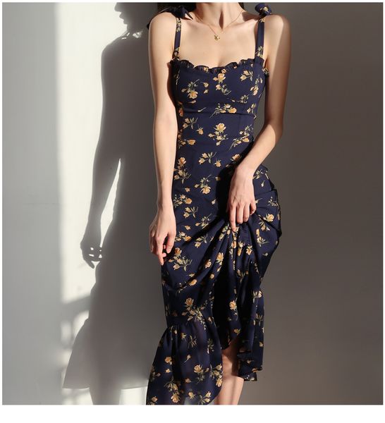 2021 new dresses for women floral dress with shoulder straps and wooden ears a-line waist sling over the knee midi dresses, Black;gray
2021 new dresses for women floral dress with shoulder straps and wooden ears a-line waist sling over the knee midi dresses, Black;gray