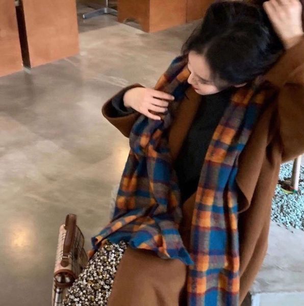 yuqi's same british style cashmere like scarf, Blue;black
yuqi's same british style cashmere like scarf, Blue;black