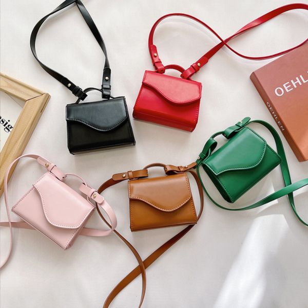 spring/summer girls princess handbags 2022 kids pure color pu crossbody bag children casual zero wallet one shoulder bags f1039, Black
spring/summer girls princess handbags 2022 kids pure color pu crossbody bag children casual zero wallet one shoulder bags f1039, Black