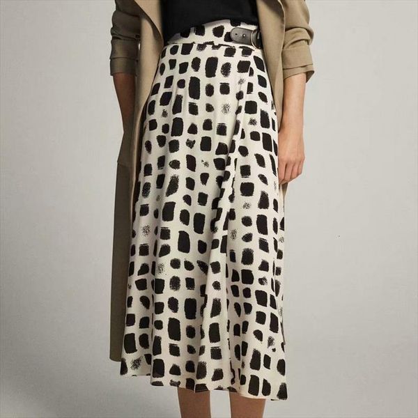 casual summer chiffon spot women skirt printed a line midi office lady vintage high waist mid calf long buckle streetwear, Black
casual summer chiffon spot women skirt printed a line midi office lady vintage high waist mid calf long buckle streetwear, Black