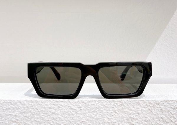 black dark grey sunglasses sunnies oversized sun glasses gafa de sol fashion shades uv400 protection eyewear with case, White;black
black dark grey sunglasses sunnies oversized sun glasses gafa de sol fashion shades uv400 protection eyewear with case, White;black