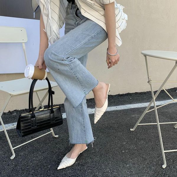 sandals pointed toe women slippers thin low heels beige/black/yellow casual mules flip flops beach shoes summer flats
sandals pointed toe women slippers thin low heels beige/black/yellow casual mules flip flops beach shoes summer flats