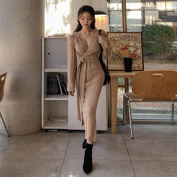 new arrival fashion korean winter bouncy long women ol temperament profession personality knitting wild slim a-line dress iat4, White;black
new arrival fashion korean winter bouncy long women ol temperament profession personality knitting wild slim a-line dress iat4, White;black