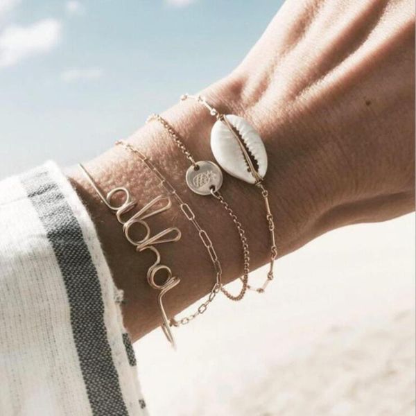 charm bracelets 4pcs classic metal round ball letter open bracelet set adjustable shell bangle for women fashion wedding party jewelry, Golden;silver
charm bracelets 4pcs classic metal round ball letter open bracelet set adjustable shell bangle for women fashion wedding party jewelry, Golden;silver