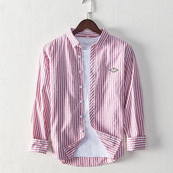 2021 100% cotton new style spring casual fashion striped shirts for men brand trendy shirt mens comfortable camisa chemise 9yt5, White;black
2021 100% cotton new style spring casual fashion striped shirts for men brand trendy shirt mens comfortable camisa chemise 9yt5, White;black