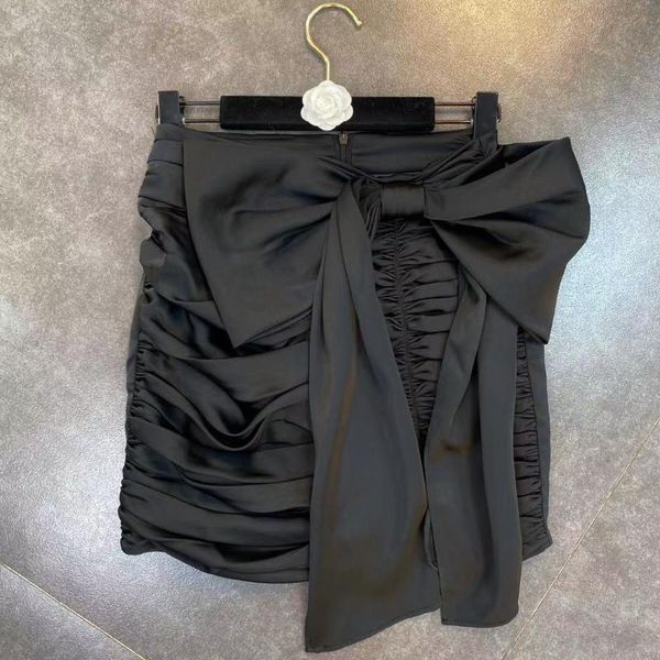 skirts zcsmll 2021 spring big bow ribbon decoration wrinkle bag hip temperament woman satin half black skirt tide
skirts zcsmll 2021 spring big bow ribbon decoration wrinkle bag hip temperament woman satin half black skirt tide