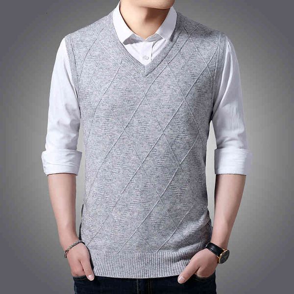 men's sweaters colete de lã sem mangas masculino, colete casual malha com cote em v para negócios, jacquard, roupas marca homens, outon, White;black
men's sweaters colete de lã sem mangas masculino, colete casual malha com cote em v para negócios, jacquard, roupas marca homens, outon, White;black