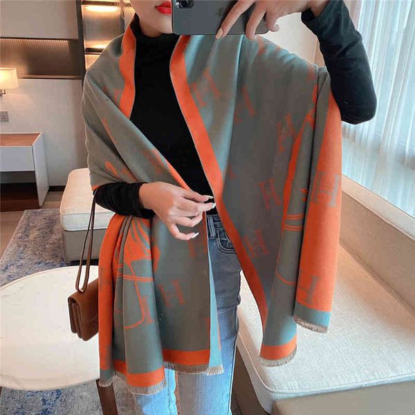 the new design female live broadcast new h cashmere winter warm long thickened carriage scarf shawl dual purpose, Blue;gray
the new design female live broadcast new h cashmere winter warm long thickened carriage scarf shawl dual purpose, Blue;gray