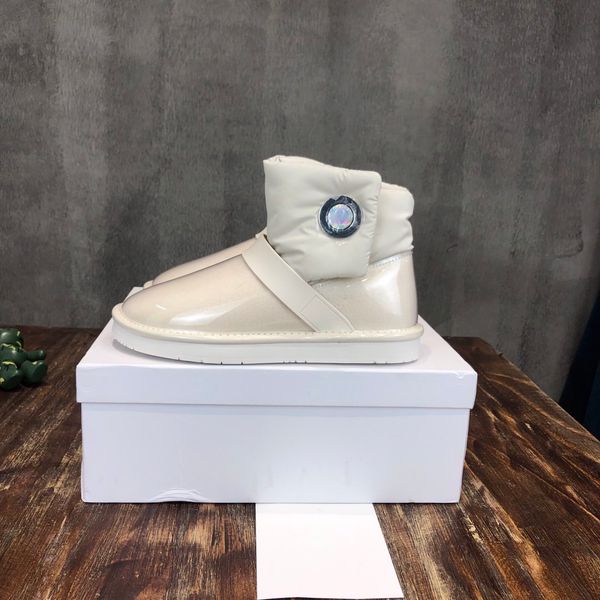 women designe shoes winter snow real fur slides leather waterproof winter high boots brand fashion luxury shoes with box, Red;white
women designe shoes winter snow real fur slides leather waterproof winter high boots brand fashion luxury shoes with box, Red;white