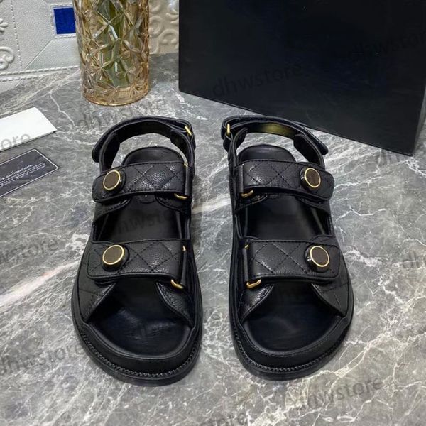 2021 designer luxury crystal calf leather quilted womens platform sandals women's flat sandals 35-41 with box dust bag, Black
2021 designer luxury crystal calf leather quilted womens platform sandals women's flat sandals 35-41 with box dust bag, Black