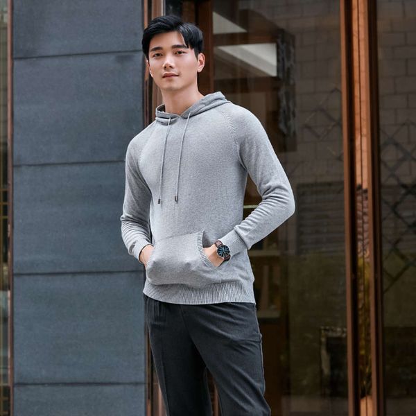 autumn and winter 2020 new korean hooded long sleeve sports leisure pullover slim fitting men's sweater, White;black
autumn and winter 2020 new korean hooded long sleeve sports leisure pullover slim fitting men's sweater, White;black