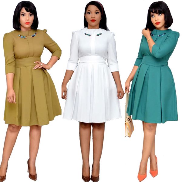 new 2021 spring plus size 3xl women elegant embroidery three quarter sleeve sashes zipper o neck pleated knee length lady robe a2ks, Black;gray
new 2021 spring plus size 3xl women elegant embroidery three quarter sleeve sashes zipper o neck pleated knee length lady robe a2ks, Black;gray
