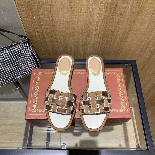 sandals luxury designr summer flat women rhinestone weaving decoration mules beach slippers shoe, Black
sandals luxury designr summer flat women rhinestone weaving decoration mules beach slippers shoe, Black