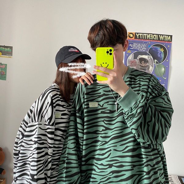 2021 new men's striped printing sweatshirts casual round neck coats long seees hoodies cotton clothing loose pullover m-2xl 4k5a, Black
2021 new men's striped printing sweatshirts casual round neck coats long seees hoodies cotton clothing loose pullover m-2xl 4k5a, Black
