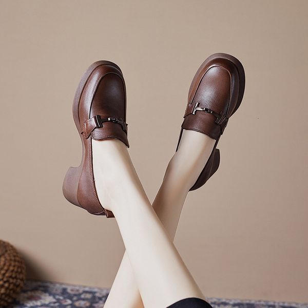 2021 spring and autumn hmade literary single sho women's medium high heels small leather british style thick
2021 spring and autumn hmade literary single sho women's medium high heels small leather british style thick
