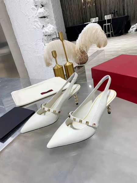spring and summer pointed casual sandals rivet hollowed out breathable high-heeled women's shoes, Black
spring and summer pointed casual sandals rivet hollowed out breathable high-heeled women's shoes, Black