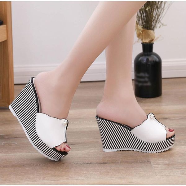 slippers summer outdoor mature female slides wedges women's toe pearl pu leather striped ladies shoes thick botomn sandals peep, Black
slippers summer outdoor mature female slides wedges women's toe pearl pu leather striped ladies shoes thick botomn sandals peep, Black