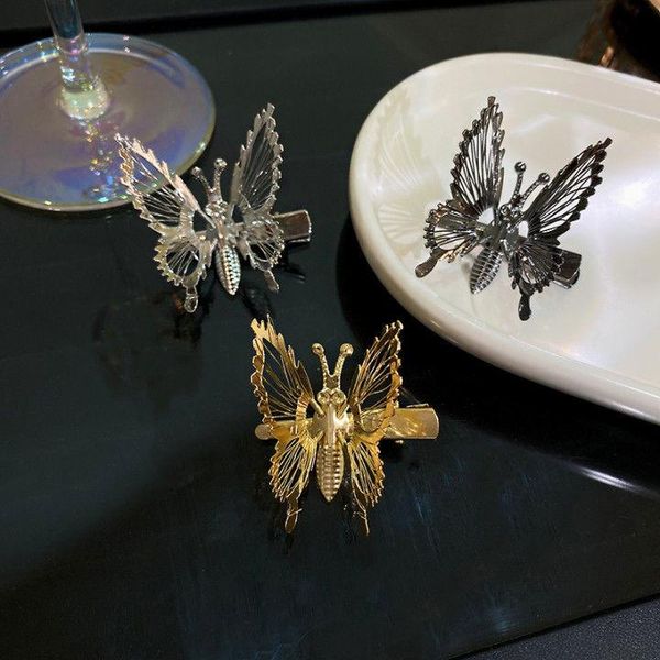 hair accessories retro personalized design metal flying butterfly hairpin, a small number of light luxury net red accessories, trend, Slivery;white
hair accessories retro personalized design metal flying butterfly hairpin, a small number of light luxury net red accessories, trend, Slivery;white