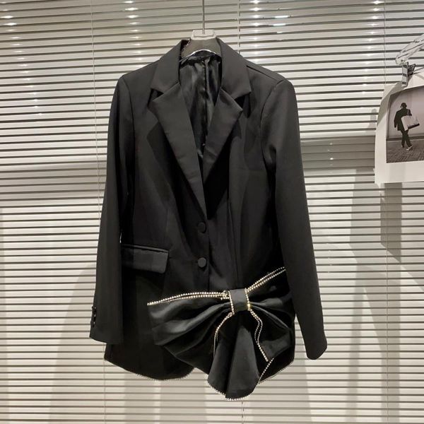 women's suits & blazers 2021 spring rhinestone edge shiny big bow design long sleeve suit jacket elegant lady blazer coat black, White;black
women's suits & blazers 2021 spring rhinestone edge shiny big bow design long sleeve suit jacket elegant lady blazer coat black, White;black