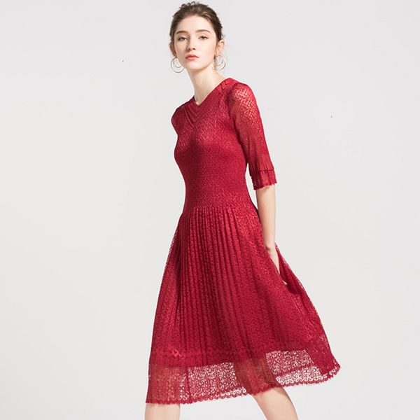 2021 new style summer robe ete temperament ladies basic maxi pleats plus low price clearanc tp2108 050b, Black;gray
2021 new style summer robe ete temperament ladies basic maxi pleats plus low price clearanc tp2108 050b, Black;gray